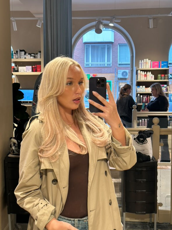 Zobacz looki z Light Honey Blonde 22 – billede 1