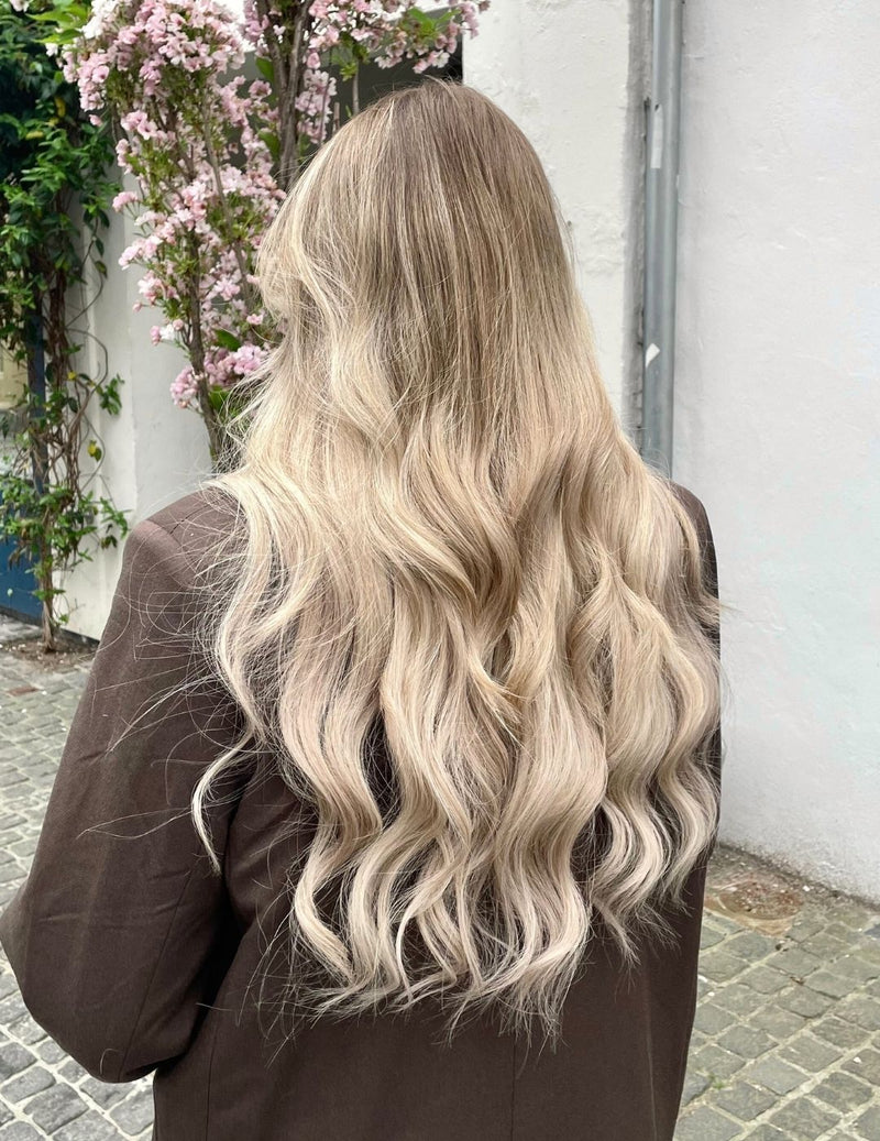 Zobacz looki z Beige Blonde Mix Root 5B+16B/60B – billede 1